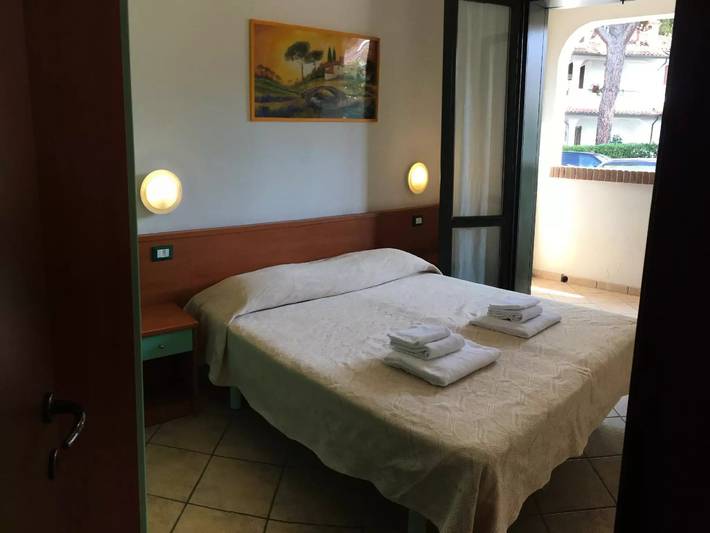 Appartamento vacanze per 4 persone, con giardino e piscina - 1