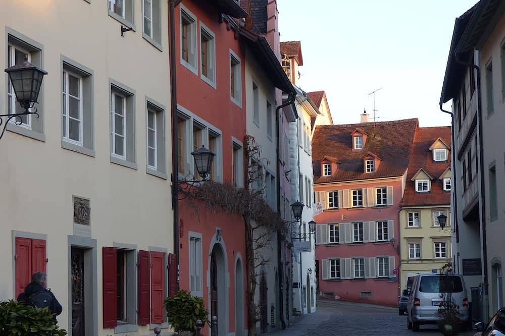 Geheel appartement, Small apartment with balcony in the heart of Überlingen in Überlingen, Obersee (Bodensee)