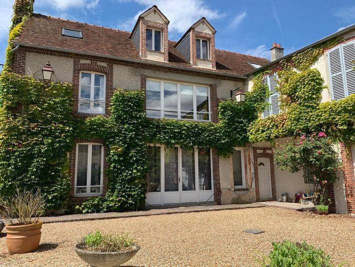 Gîte pour 6 personnes, avec vue et jardin dans Montreuil (Eure-et-Loir)