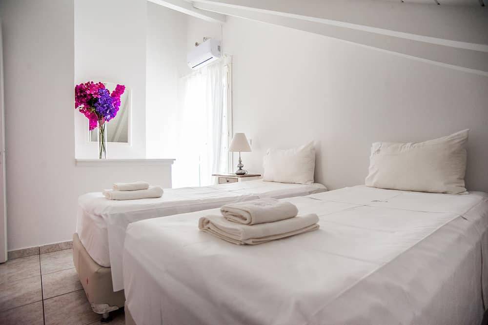 Ganze Wohnung, Gemütliche 3-Zimmer-Wohnung im Zentrum von Fiskardo, nahe dem Strand. in Fiskardo, Kefalonia