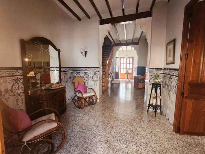 Location de vacances pour 7 personnes, avec vue et balcon à Parcent