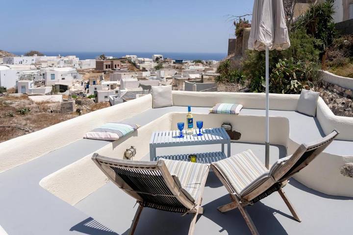 Vakantiehuis voor 2 personen, with tuin and whirlpool as well as terras op Santorini