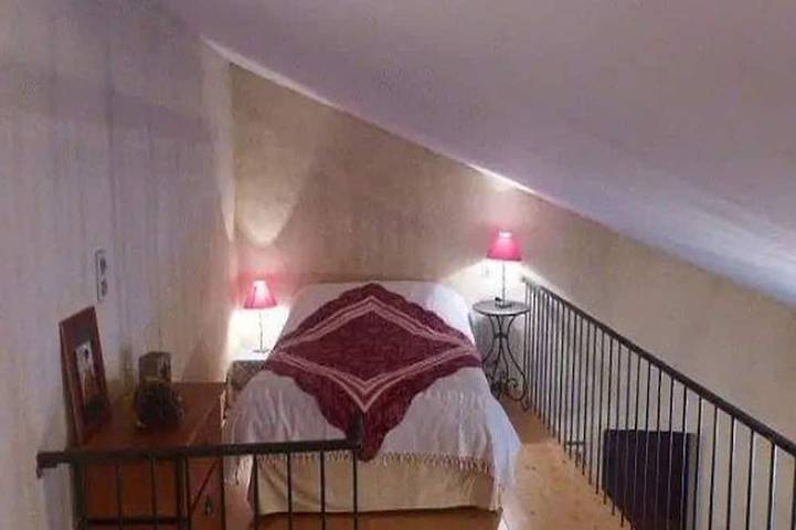 Gîte pour 5 personnes, avec jardin à Sauzet - 2