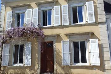 Gîte pour 10 personnes, avec jacuzzi et jardin à Rouessé-Vassé