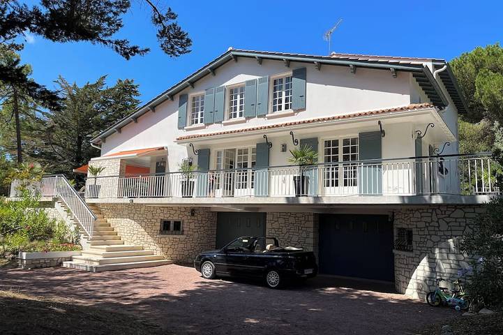 Maison de vacances pour 14 personnes, avec terrasse et jardin