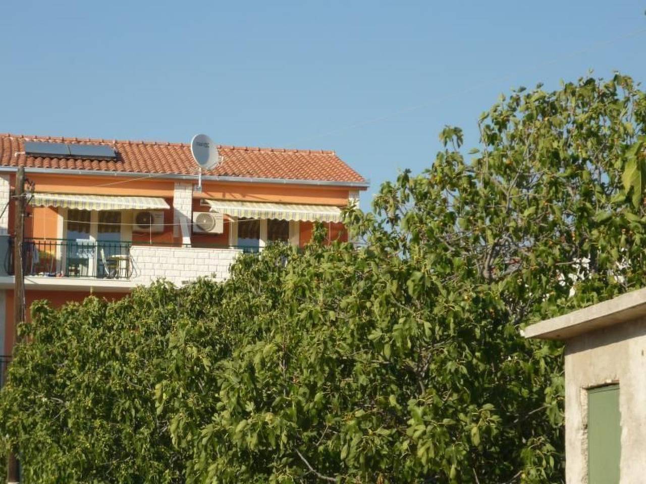 Cijeli apartman, Apartment mit Balkon in Poljica, Splitsko-dalmatinska županija