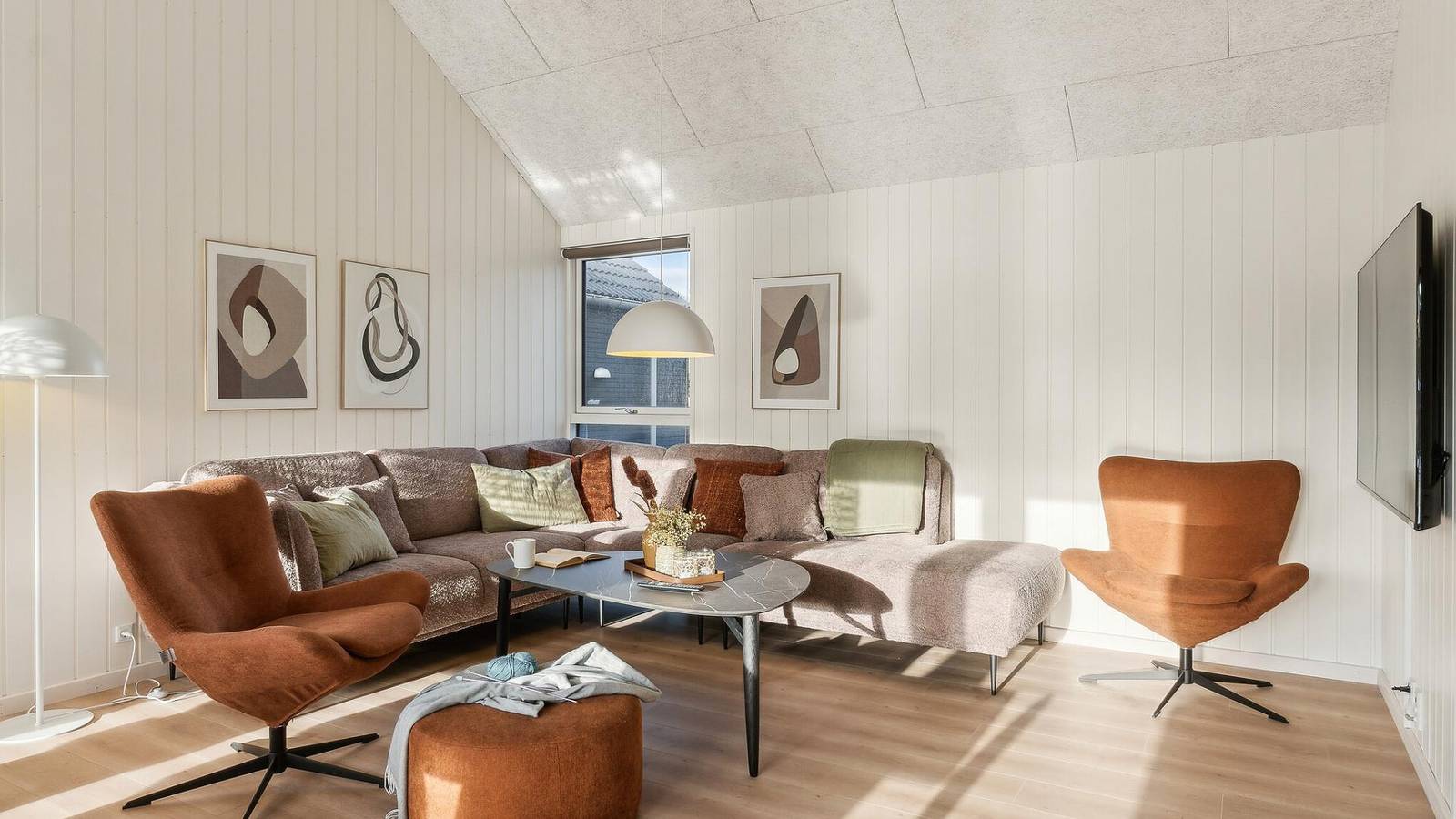 773 – Poolhaus in Ivenack für 24 Personen mit Spa und Aktivitätsraum in Ivenack, Mecklenburgische Seenplatte