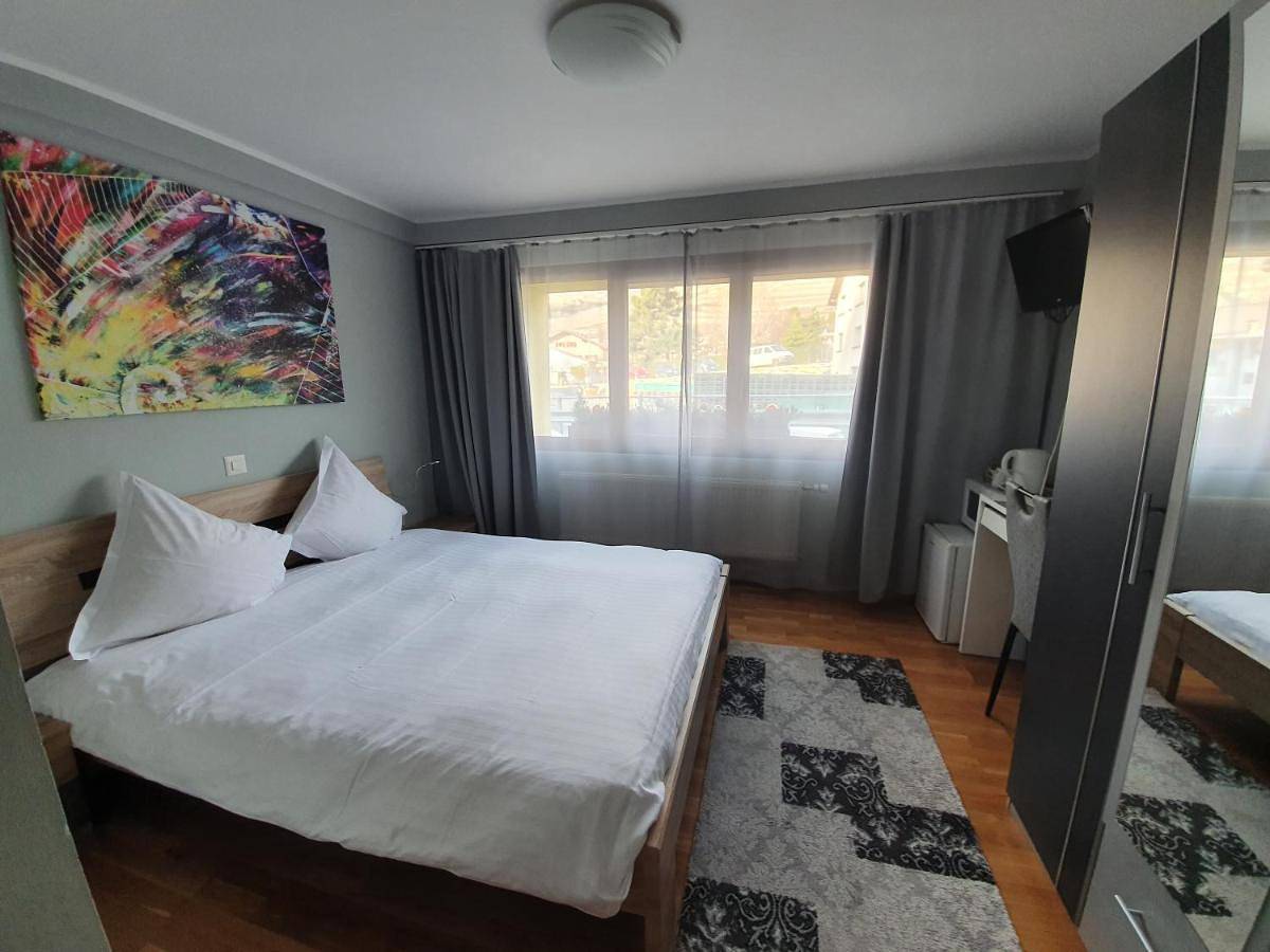 Twin Room in Sion 4 Champsec, Sion