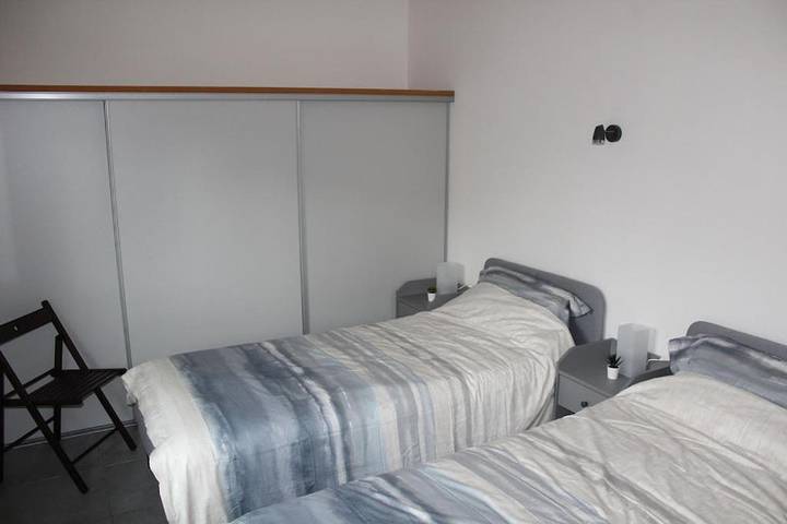 Location de vacances pour 6 personnes, avec piscine ainsi que terrasse et jardin à Olonzac - 4