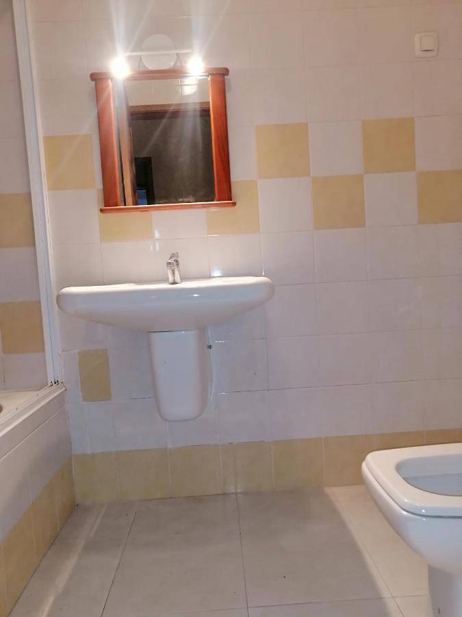 Location de vacances pour 2 personnes, avec terrasse à Sines - 4