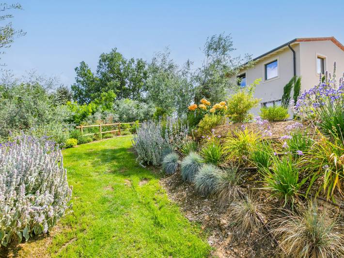 Location de vacances pour 6 personnes, avec terrasse et jardin à Montalcino - 2