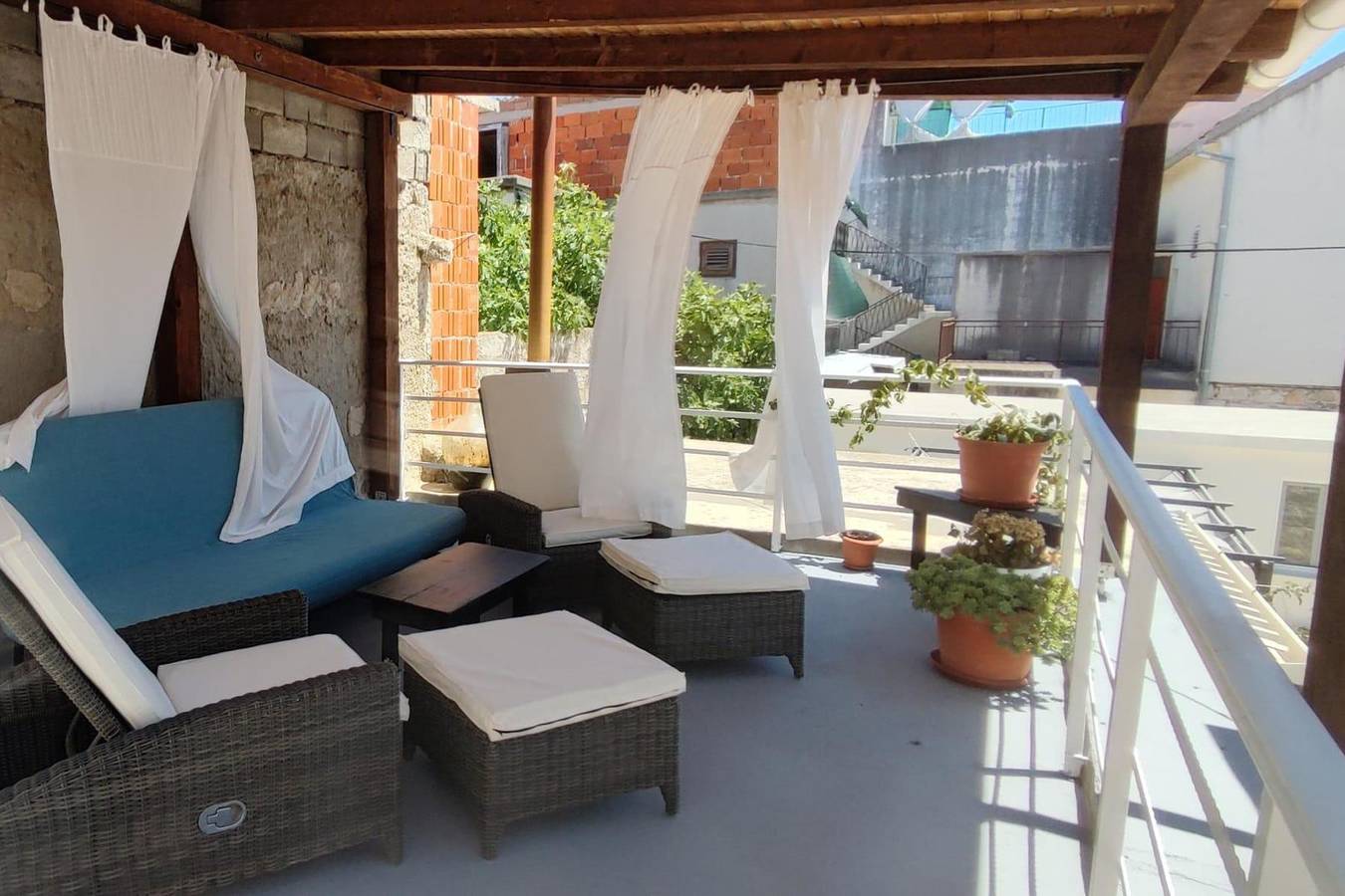 Ferienhaus für 4 Personen mit Terrasse in Tisno, Dalmatinische Inseln