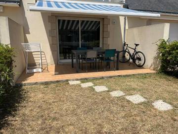 Gîte pour 4 personnes, avec terrasse et jardin à Damgan