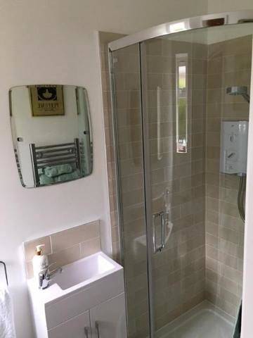 Double or Twin Room with Private Bathroom in Wiltshire