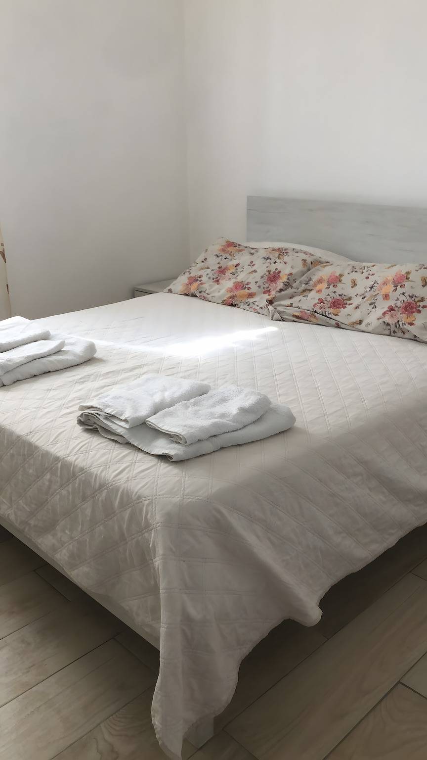 Zimmer 'Matrimoniale Vicino Al Mare' mit Meerblick, Gemeinschaftspool und gemeinsamer Terrasse in Sorso, Sassari Provinz