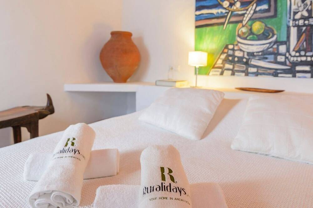 The Hunting Lodge Alcaucín by Ruralidays in Canillas de Aceituno, Málaga Province