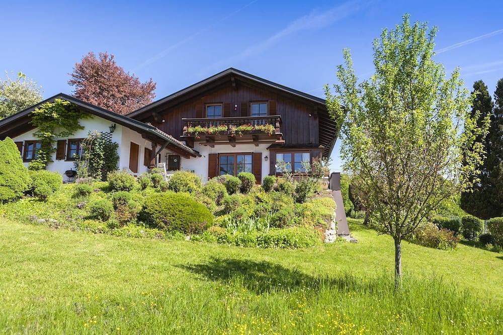 Ganze Wohnung, Ferienwohnung \"Glonntal\" zwischen Stadt, Seen & Bergen in Glonn, Oberbayern
