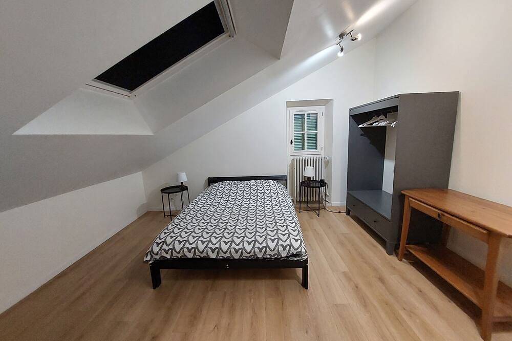 Appartement entier, T3 lumineux 90 m2 2 chambres 2 Sdb Parking in Gardanne, Côte méditerranéenne (France)