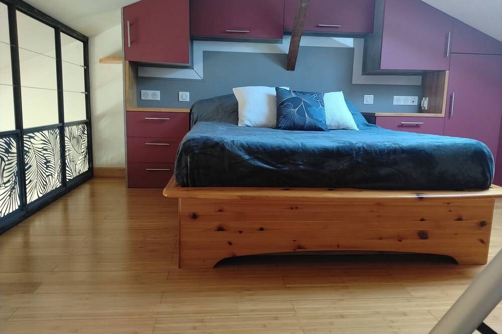 Appartement entier, L'Instant Sud de Châteauneuf-de-Grasse in Châteauneuf-Grasse, Côte méditerranéenne (France)