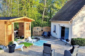 Gîte pour 3 personnes, avec jacuzzi ainsi que jardin et terrasse à Blaru