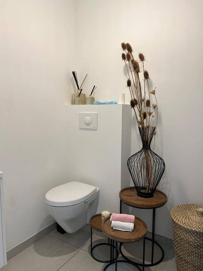 Appartement entier, Warm apartment + private free park. in Vétraz-Monthoux, Région de Saint-Julien-en-Genevois