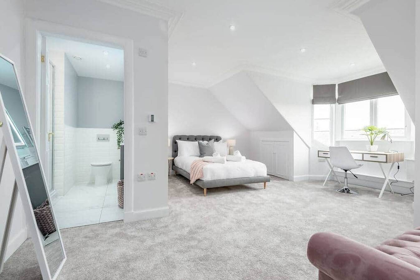 Entire apartment, Skye Sands | Alexandra Penthouse (No 8) in St Andrews, Fife region