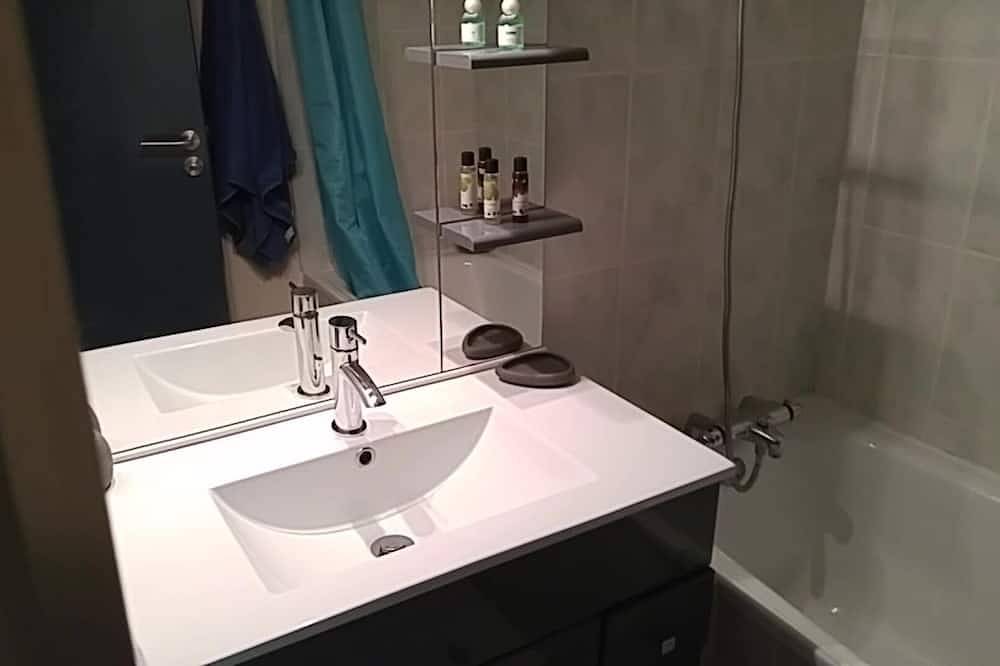 Apartamento entero, T2 todo confort Playas / Piscina / Golf / Talaso in Anglet, Region de Bayona