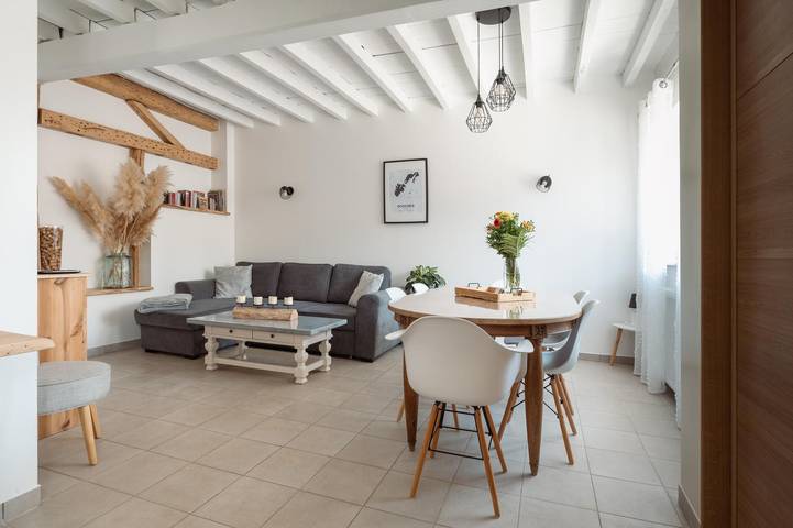 Gîte pour 4 personnes, avec Terrasse et Jardin à Dosches