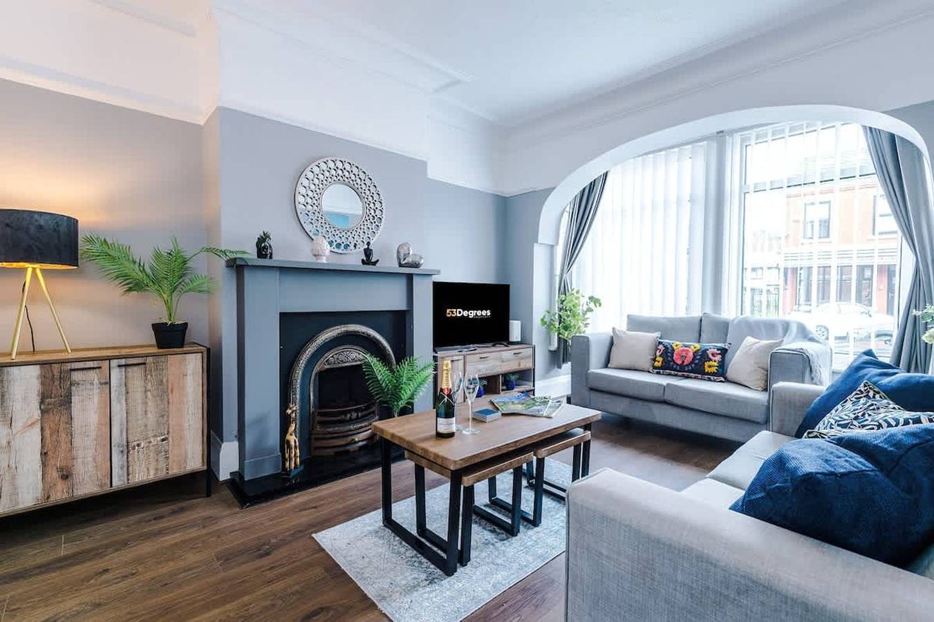 New  Spacious Home  Ideal for Groups  Free Parking in Gran Mánchester