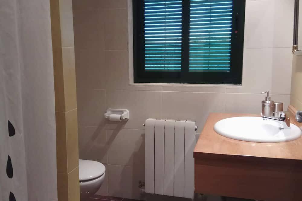 Quaint 3-bedroom cottage in Sanjuanejo in Ciudad Rodrigo, Salamanca Province