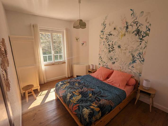Chambre d’hôte pour 4 personnes, avec Terrasse et Jardin ainsi que Piscine et Vue à Gramat