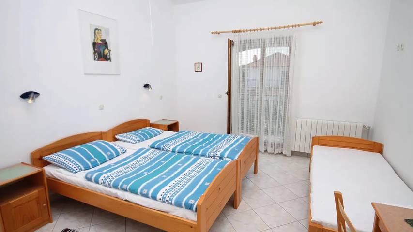 Zimmer für 3 Personen, mit Terrasse, mit Haustier - 1