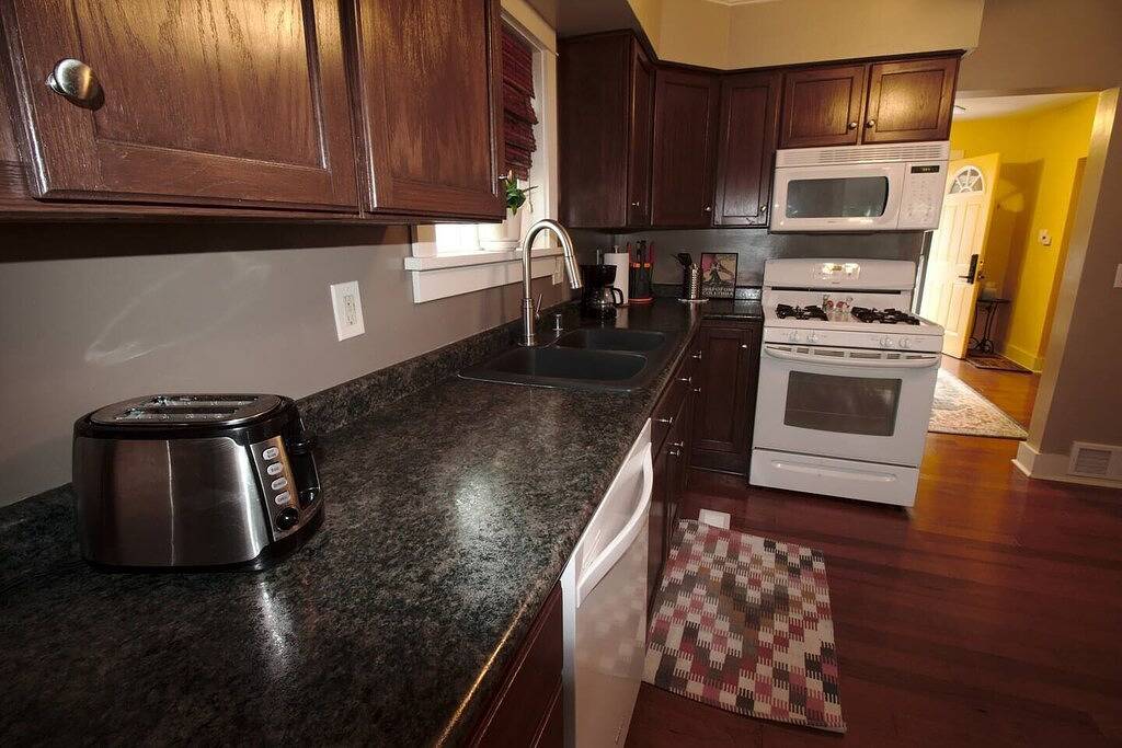 Stylish & Updated Bungalow in Madison, Dane County