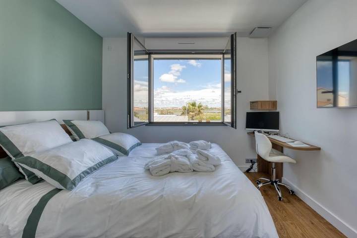 Villa pour 8 personnes, avec jardin et piscine aux Les Sables-d'Olonne - 4