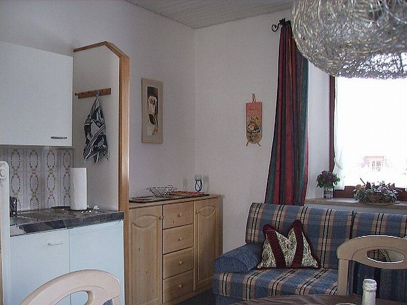 Gästehaus Eschenhof - Doppelzimmer, 16 qm, Dusche/Wc, Balkon in Reit im Winkl, Bayerische Alpen