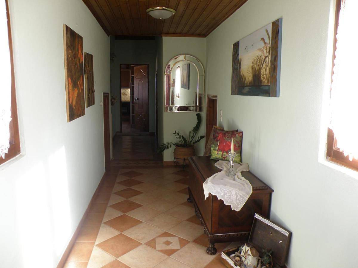 Appartement entier, One-Bedroom Apartment in Aigio, Achaïe