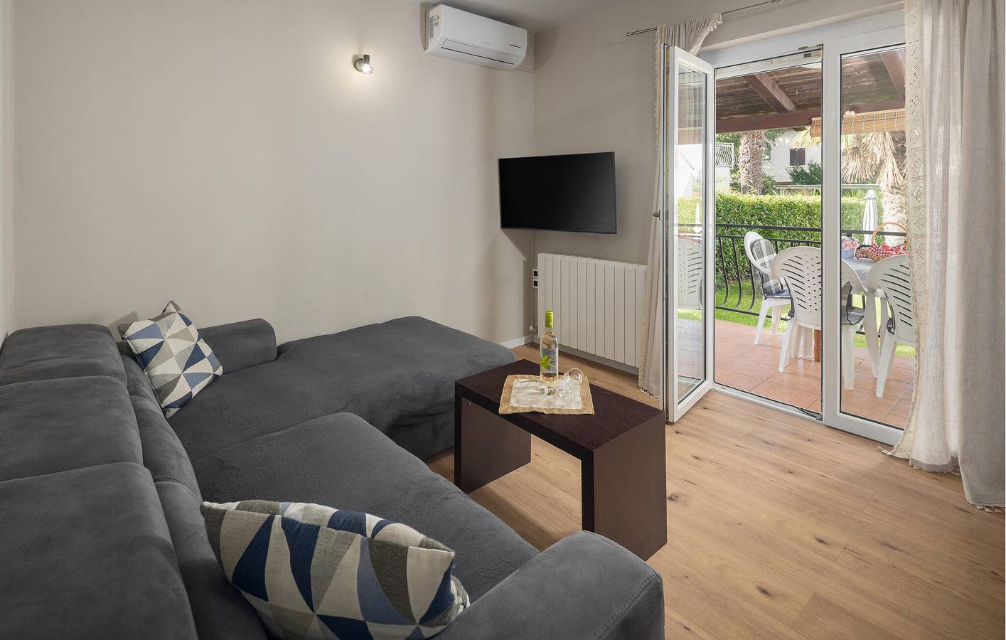 Charmante Ferienwohnung in der Nähe der Küste, mit Pool und Terrasse in Kukci in Kukci, Porec und Umgebung