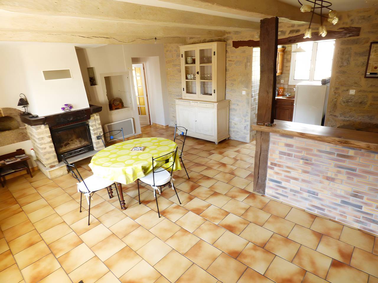 Casa vacacional «Gîte De La Guillone» con piscina privada, terraza y jardín privados in Savignac, Aveyron (desambiguación)