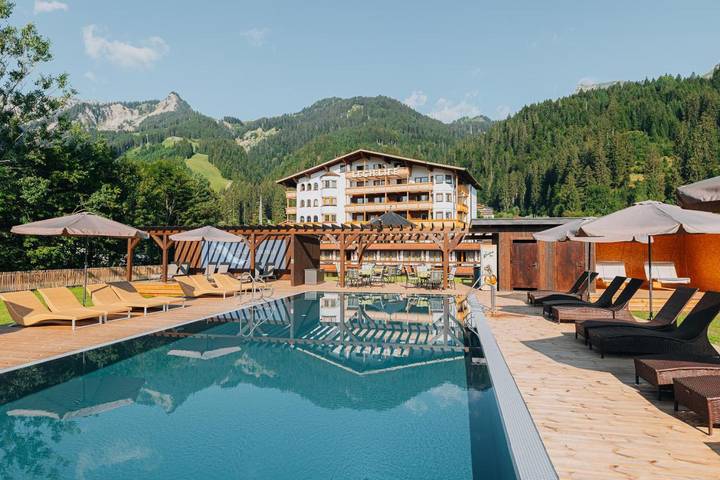 Ferienhaus für 3 Personen, mit Sauna und Pool sowie Garten