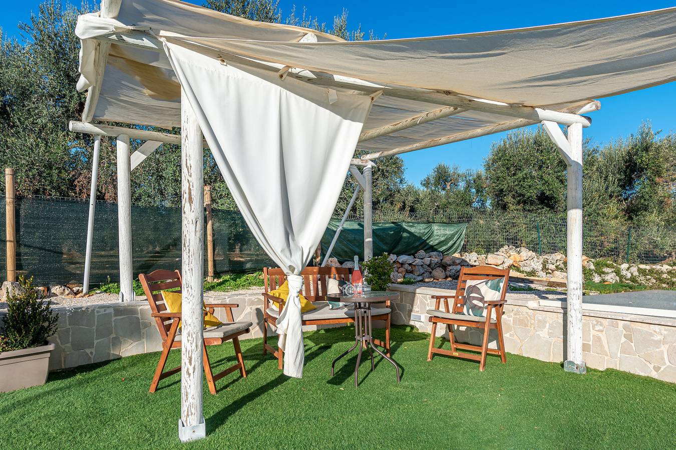 Trullo Delle Ginestre Private Pool in San Vito dei Normanni, Salento