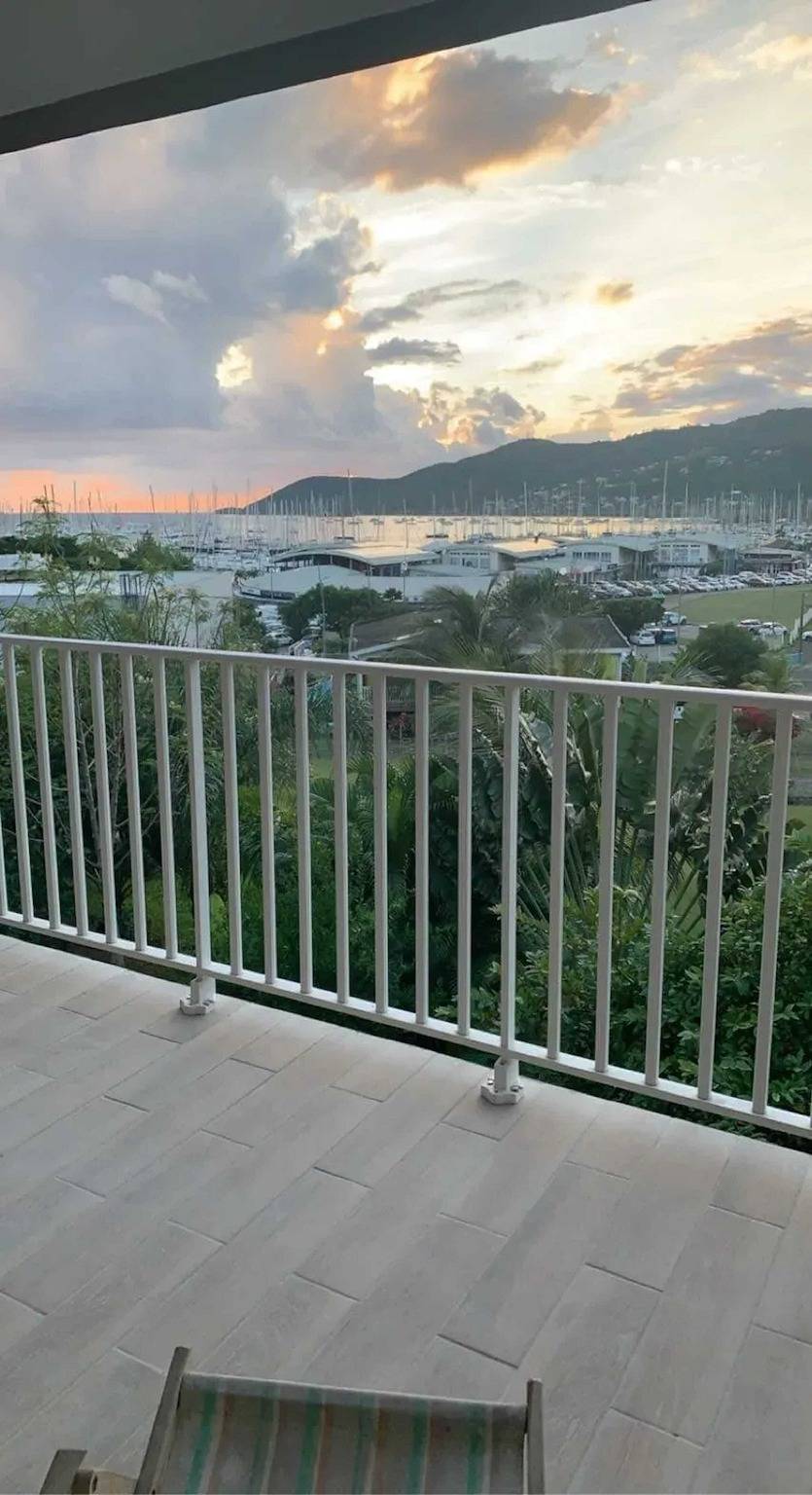 Entire apartment, Spacious Apartment with Sea View in Le Marin in Le Marin, Martinique