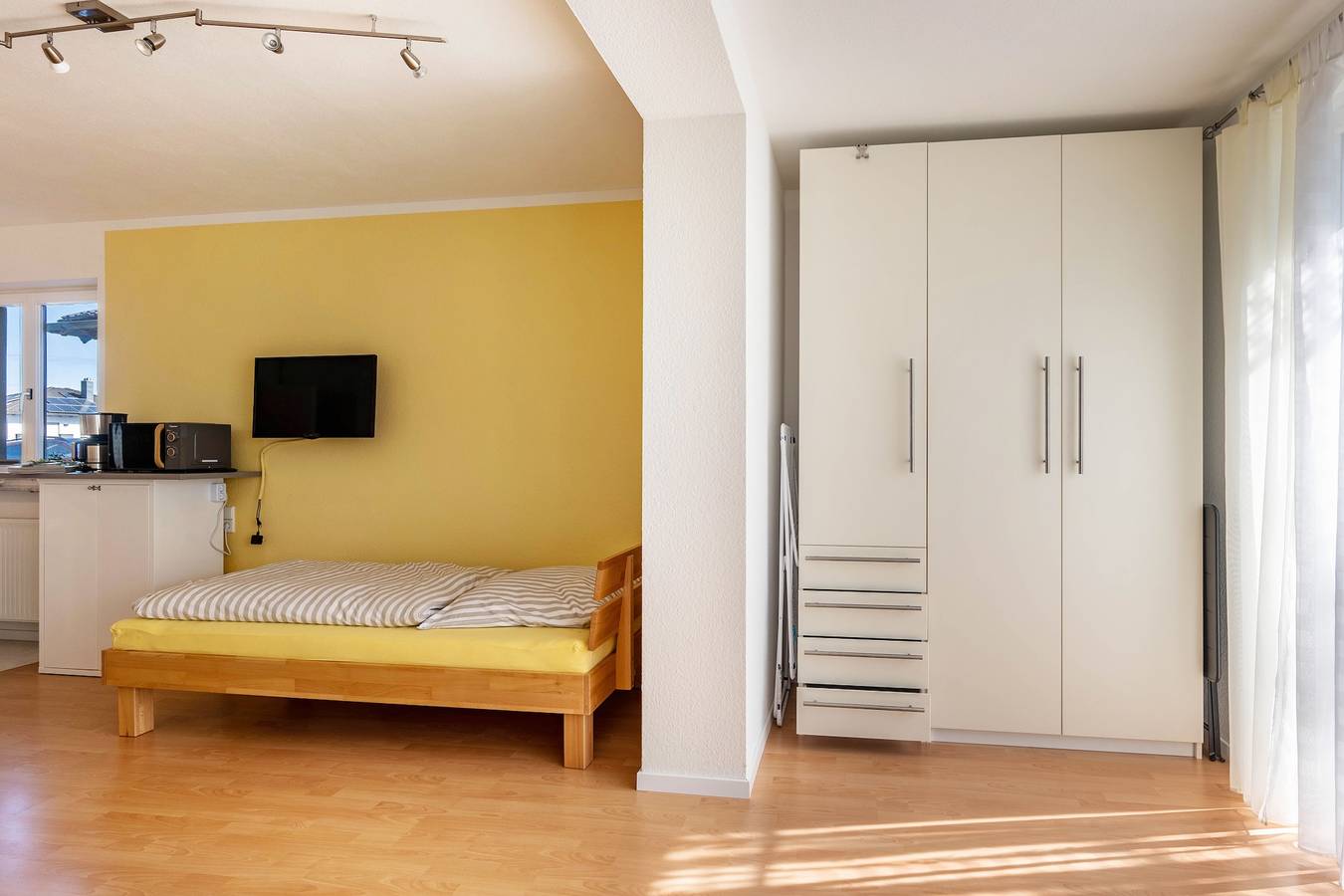 Monolocale intero, Studio 'Kocher' con terrazza condivisa e Wi-Fi in Michelbach an der Bilz, Hohenlohe