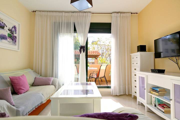 Ferienwohnung für 5 Personen, mit Pool und Garten sowie Terrasse in Nerja - 3
