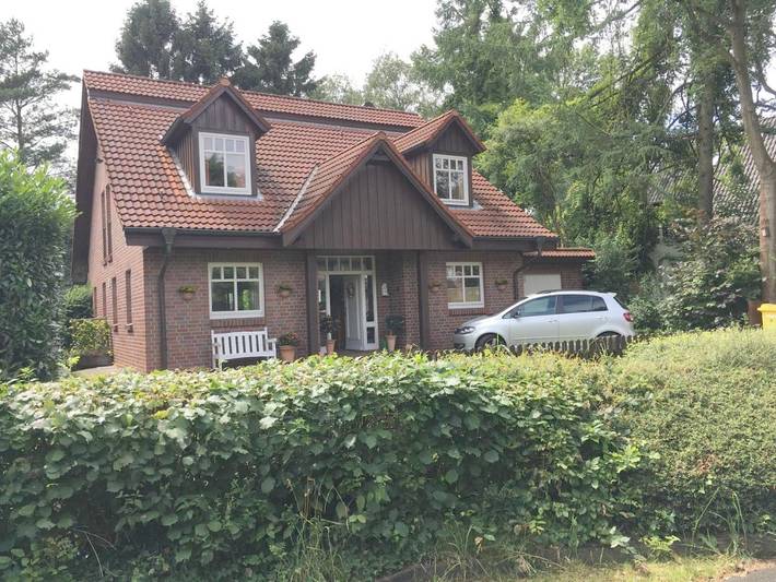 B&b voor 4 personen, with Terras and Tuin as well as Sauna and Uitzicht in Hamburg