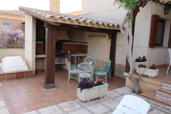 Villa für 14 Personen, mit Terrasse und Ausblick sowie Garten, mit Haustier in Tarragona Provinz - 3