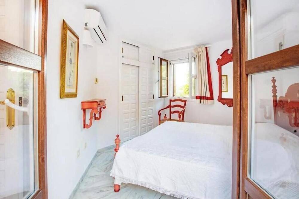 Private Villa with 180º Mountain Views, Pool & Bbq Terrace in Sierra Cabrera in Cortijo Cabrera, Turre