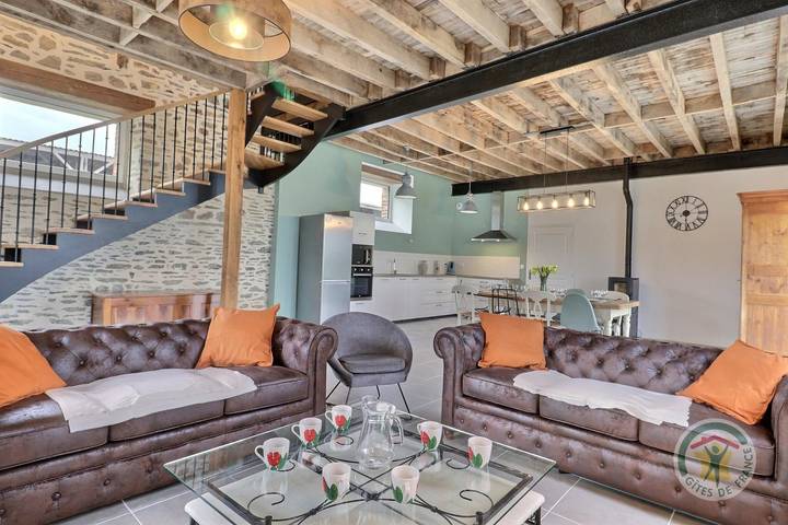 Gîte pour 8 personnes, avec Terrasse à Bain-de-Bretagne