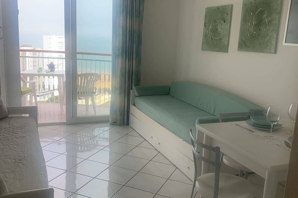 Entire apartment, Sea view apartment - 5 minutes from the beach! in Lignano Sabbiadoro, Udine Province