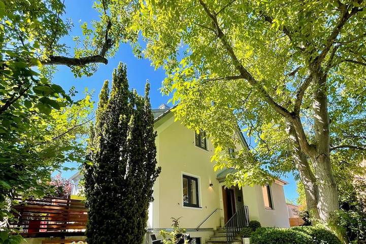 Ferienhaus für 6 Personen, mit Terrasse und Garten