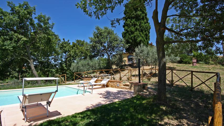 Villa pour 4 personnes, avec jardin dans Val d'Orcia - 2